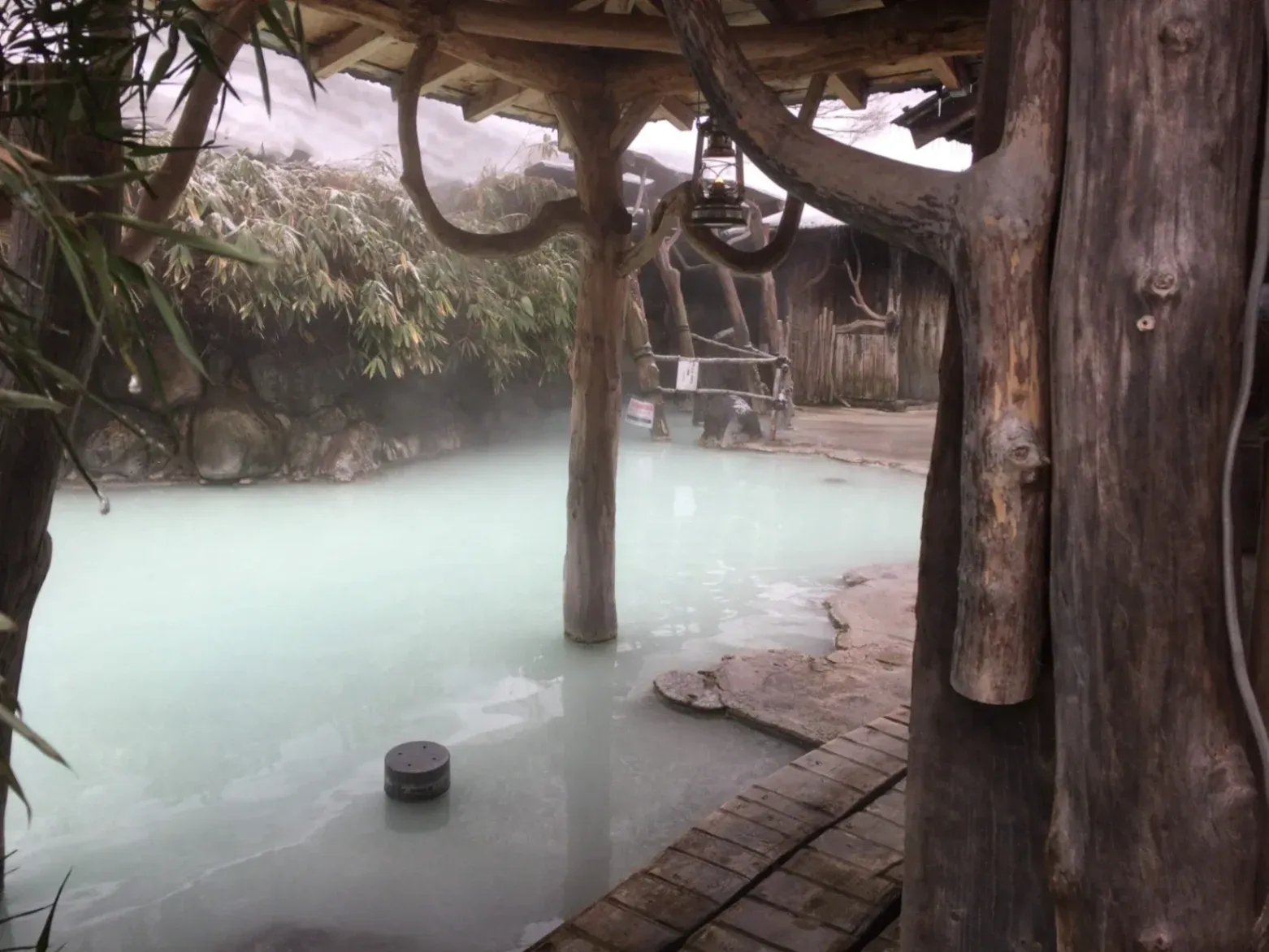 【2025年最新版】東北の秘湯10選 - 絶景と癒しの温泉旅完全ガイド