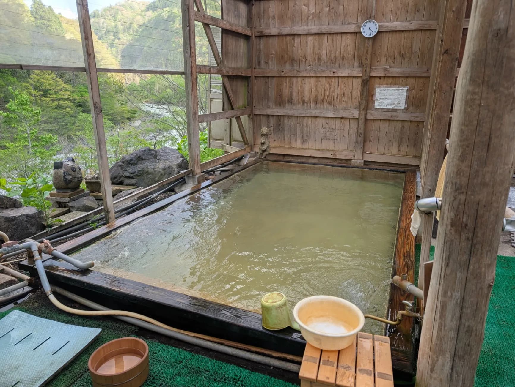 湯原温泉 猫鼻の湯