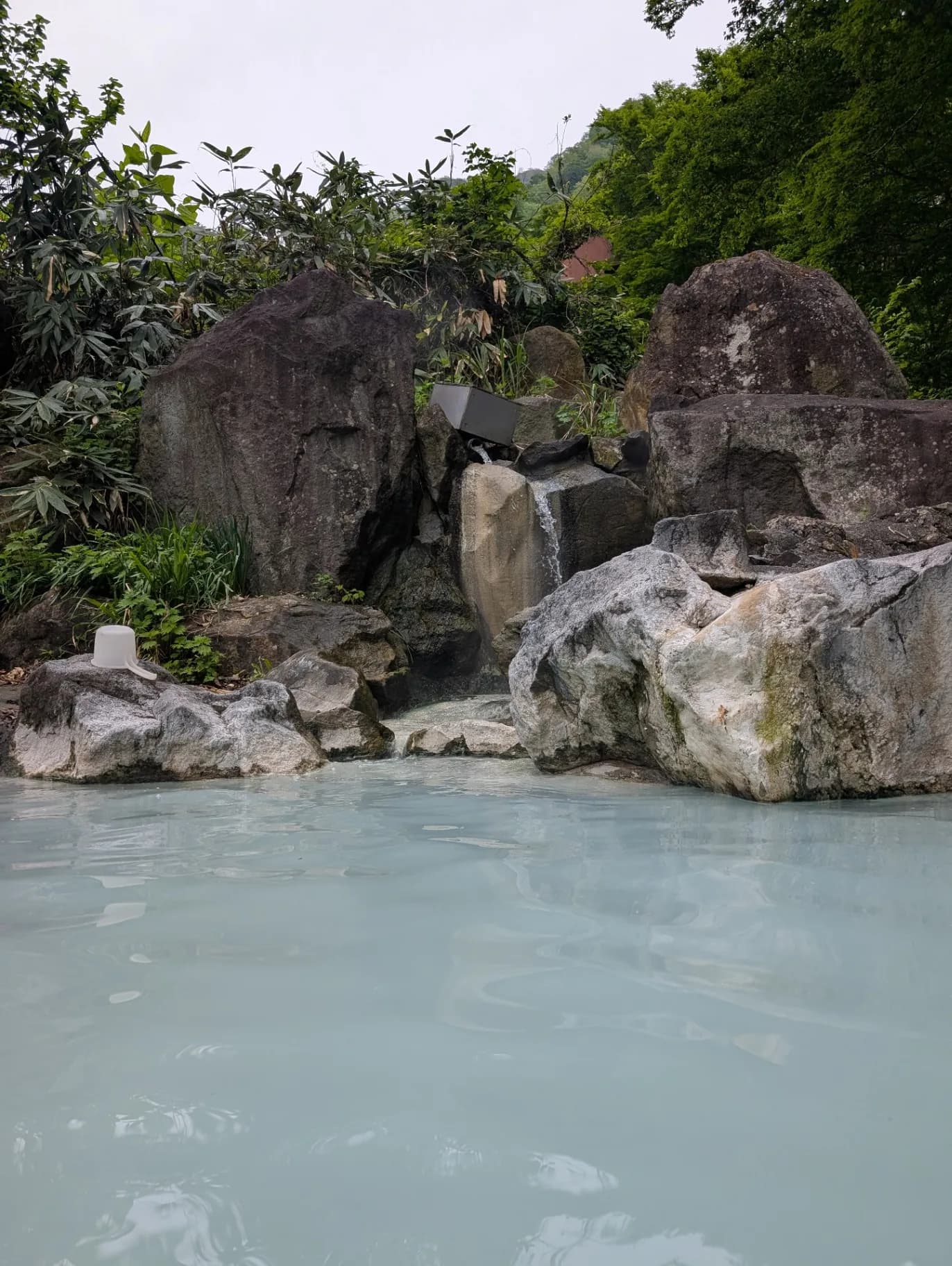 燕温泉 黄金の湯 - 3