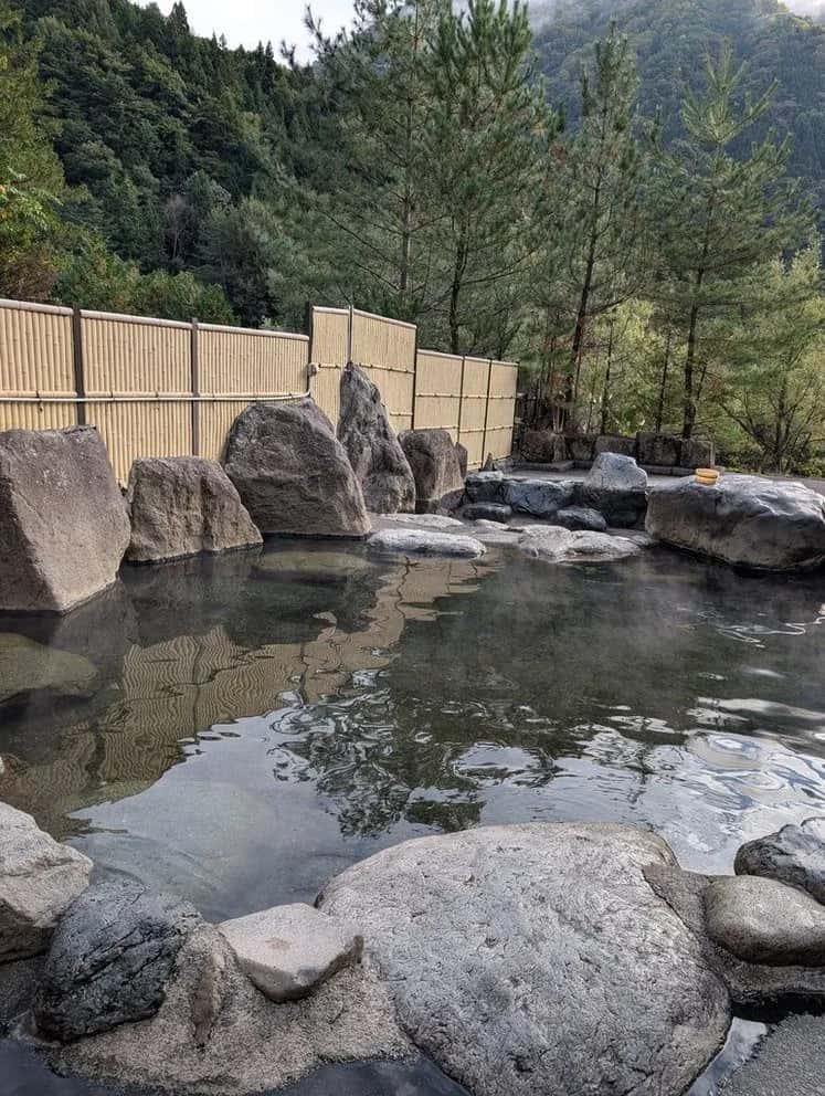 奥飛騨温泉郷栃尾温泉 荒神の湯